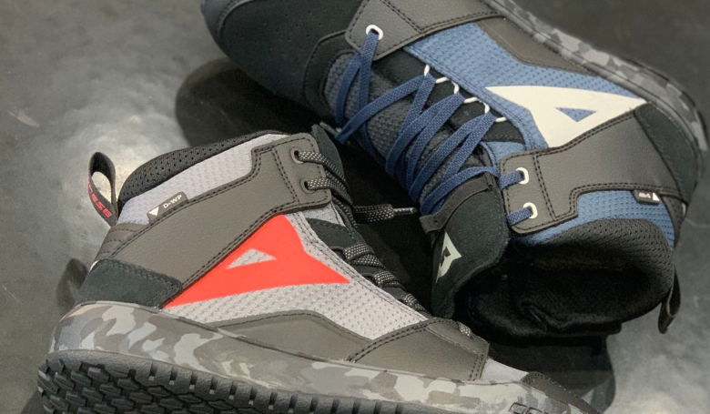人気のシューズに新カラーが追加｜SUBURB ZIP UP SHOES